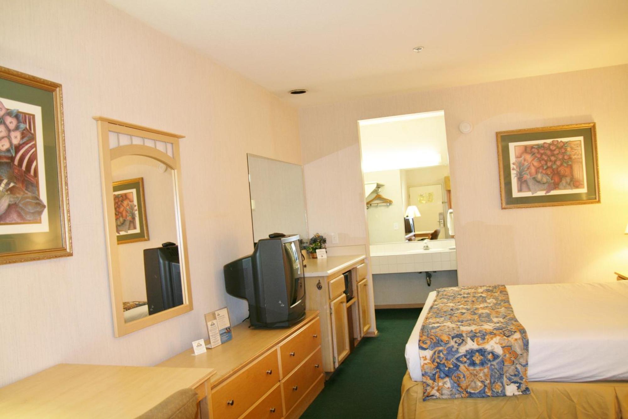 Days Inn By Wyndham Rocklin/Sacramento Ngoại thất bức ảnh