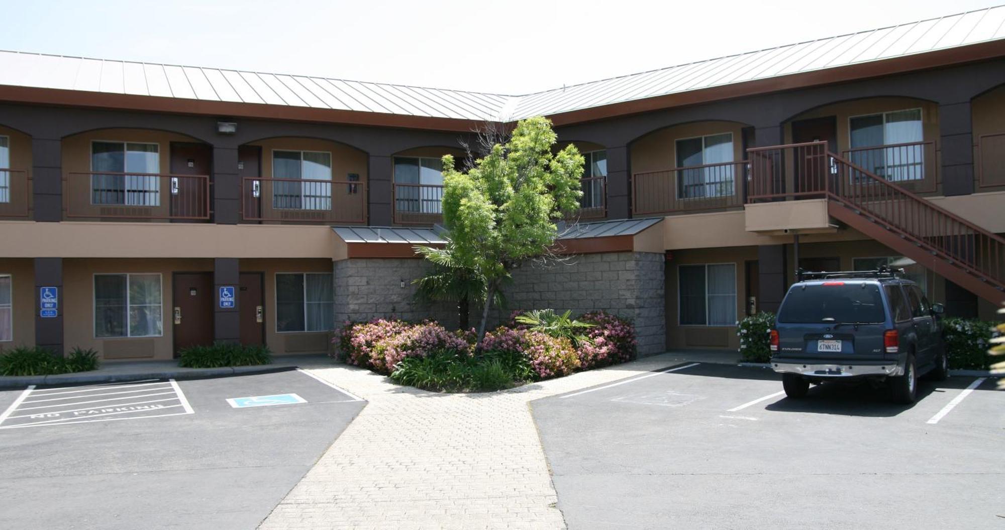 Days Inn By Wyndham Rocklin/Sacramento Ngoại thất bức ảnh