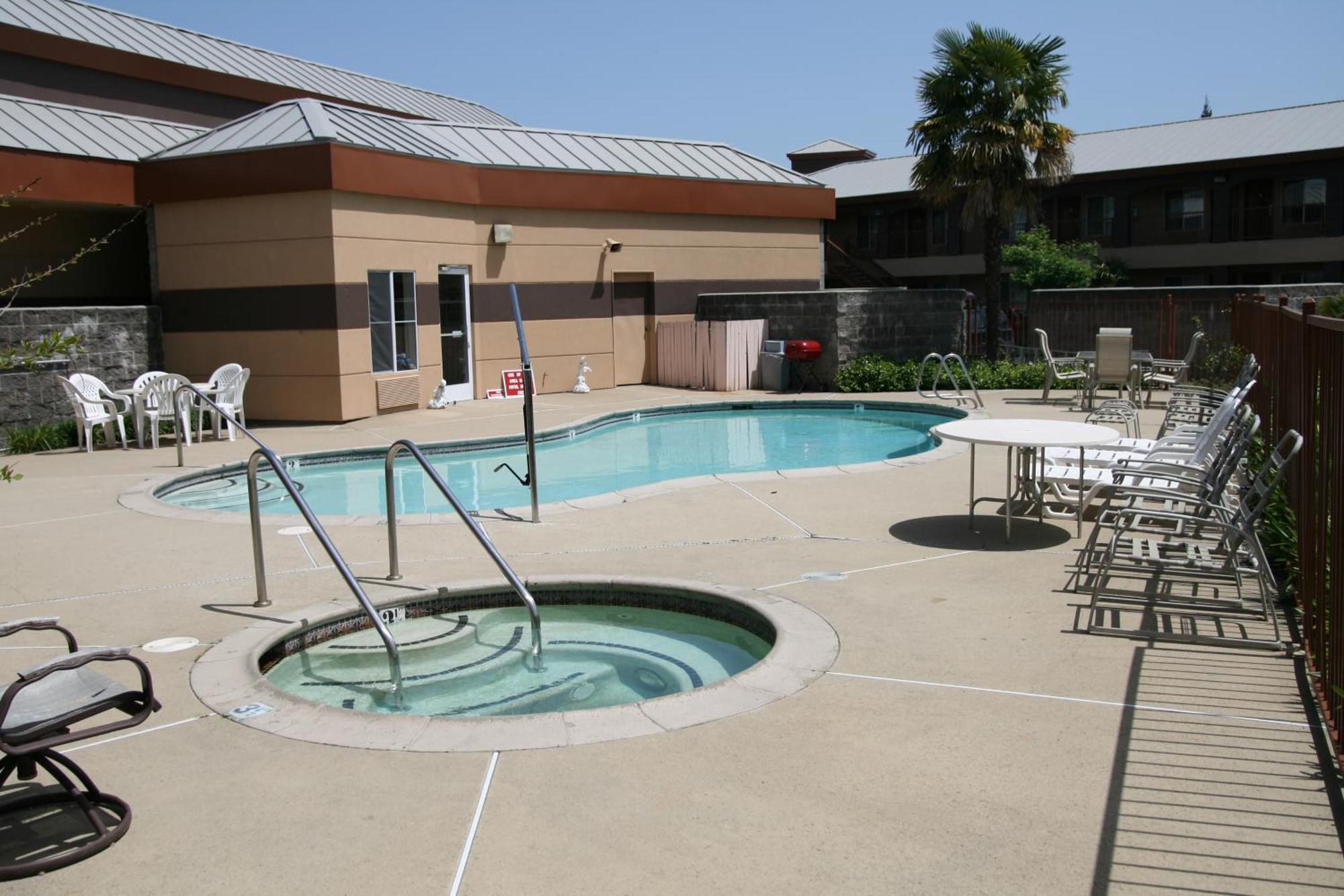 Days Inn By Wyndham Rocklin/Sacramento Ngoại thất bức ảnh